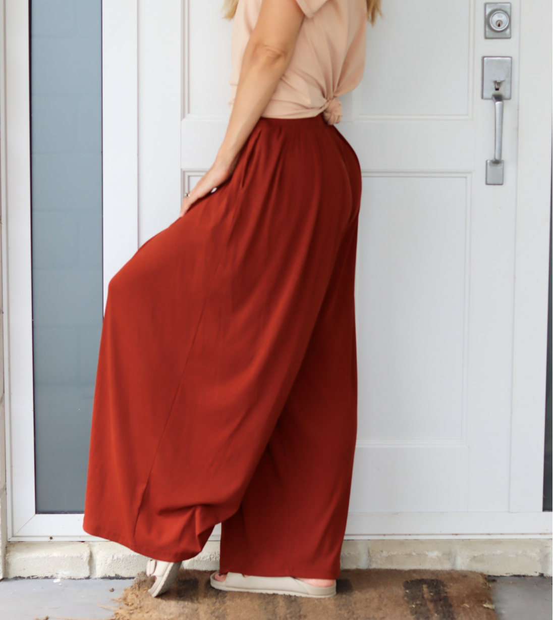 Wide Leg Ribbed Pants